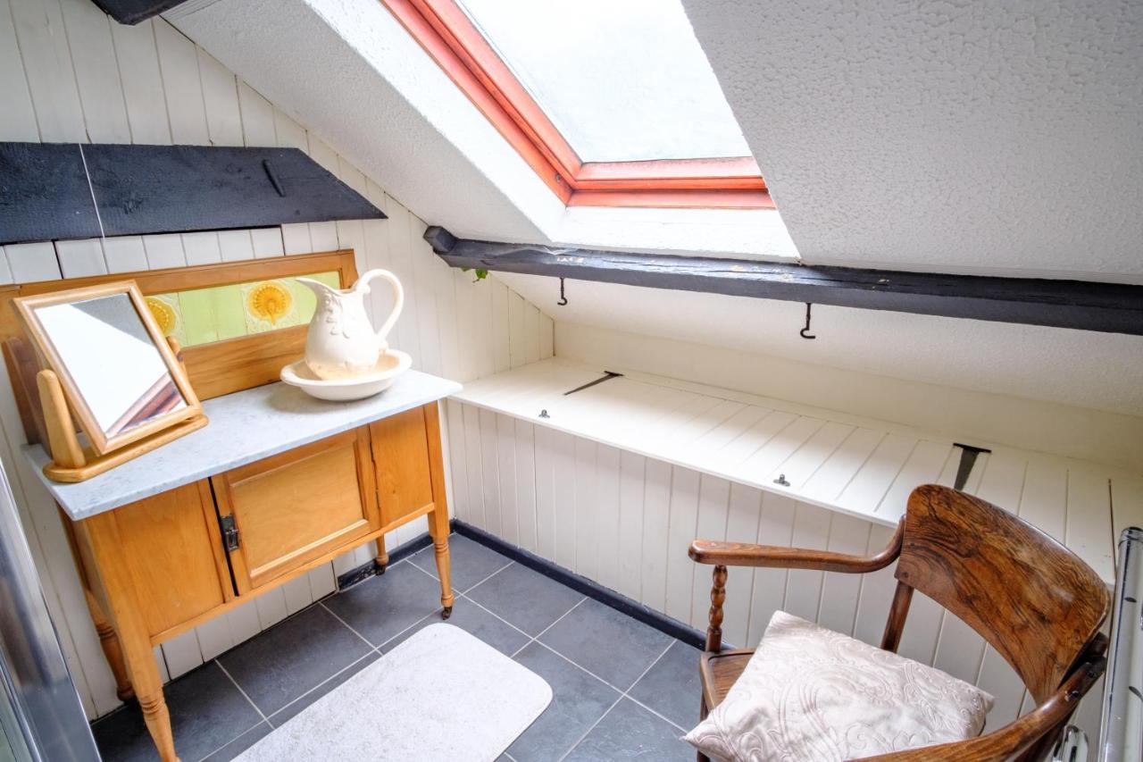 Lakeside Cottage Carmarthen Buitenkant foto